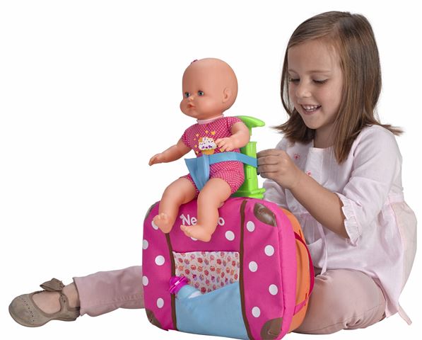 NENUCO PUTUJE SA MNOM NENUCO PUTUJE SA MNOM