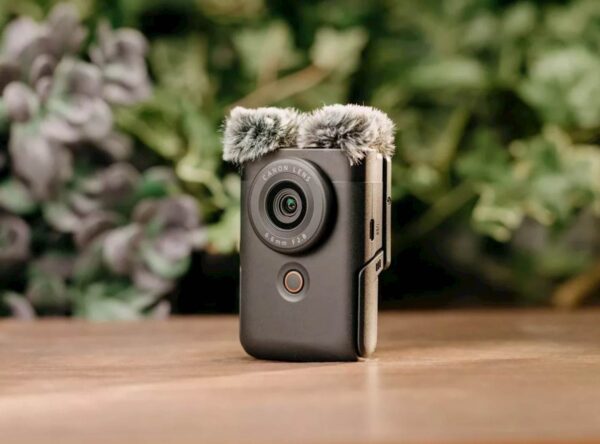 Kamkorder CANON PS V10 BK Vlogging KIT Kamkorder CANON PS V10 BK Vlogging KIT