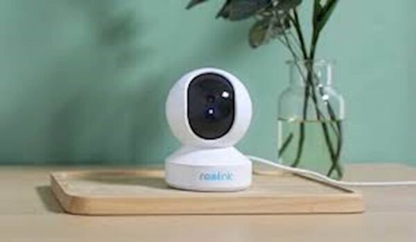 IP Kamera Reolink E serija E320 bijela IP Kamera Reolink E serija E320 bijela