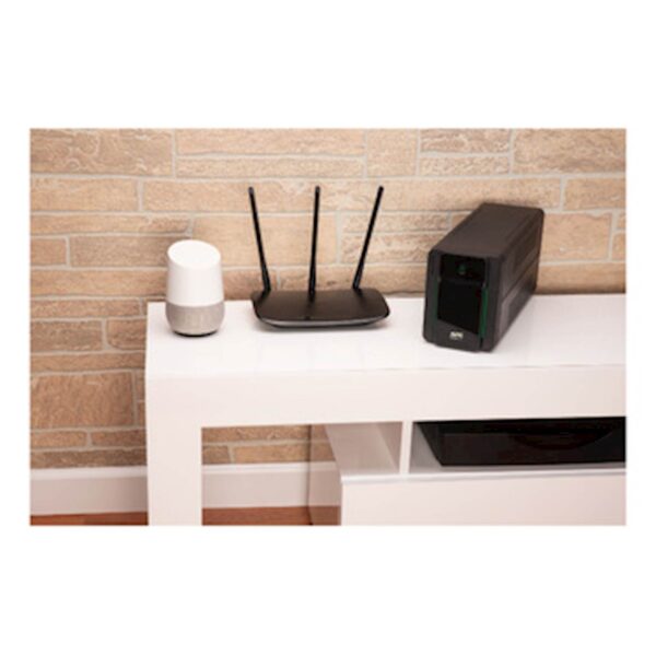 Easy UPS APC 700VA Easy UPS APC 700VA