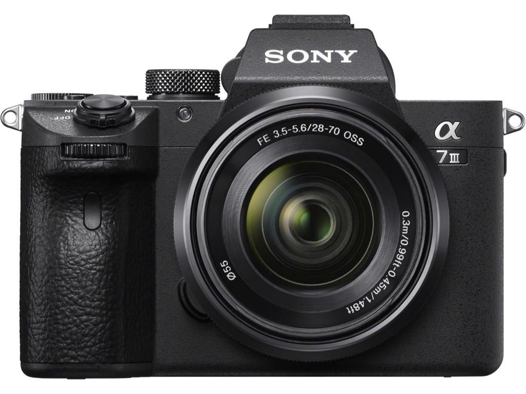 SONY Alpha a7 III + objektivi